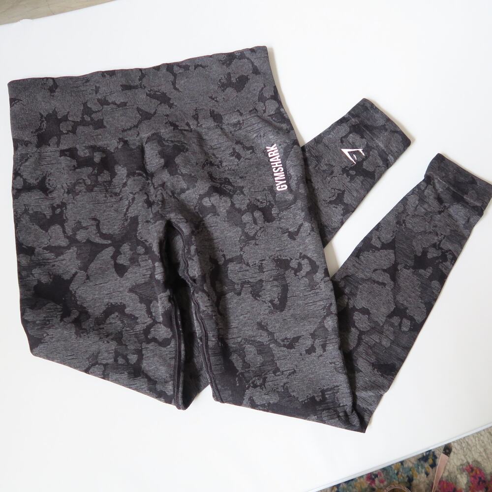 Gymshark Adapt Camo Seamless Leggings Sculpting Stretch Logo Size XS/Small